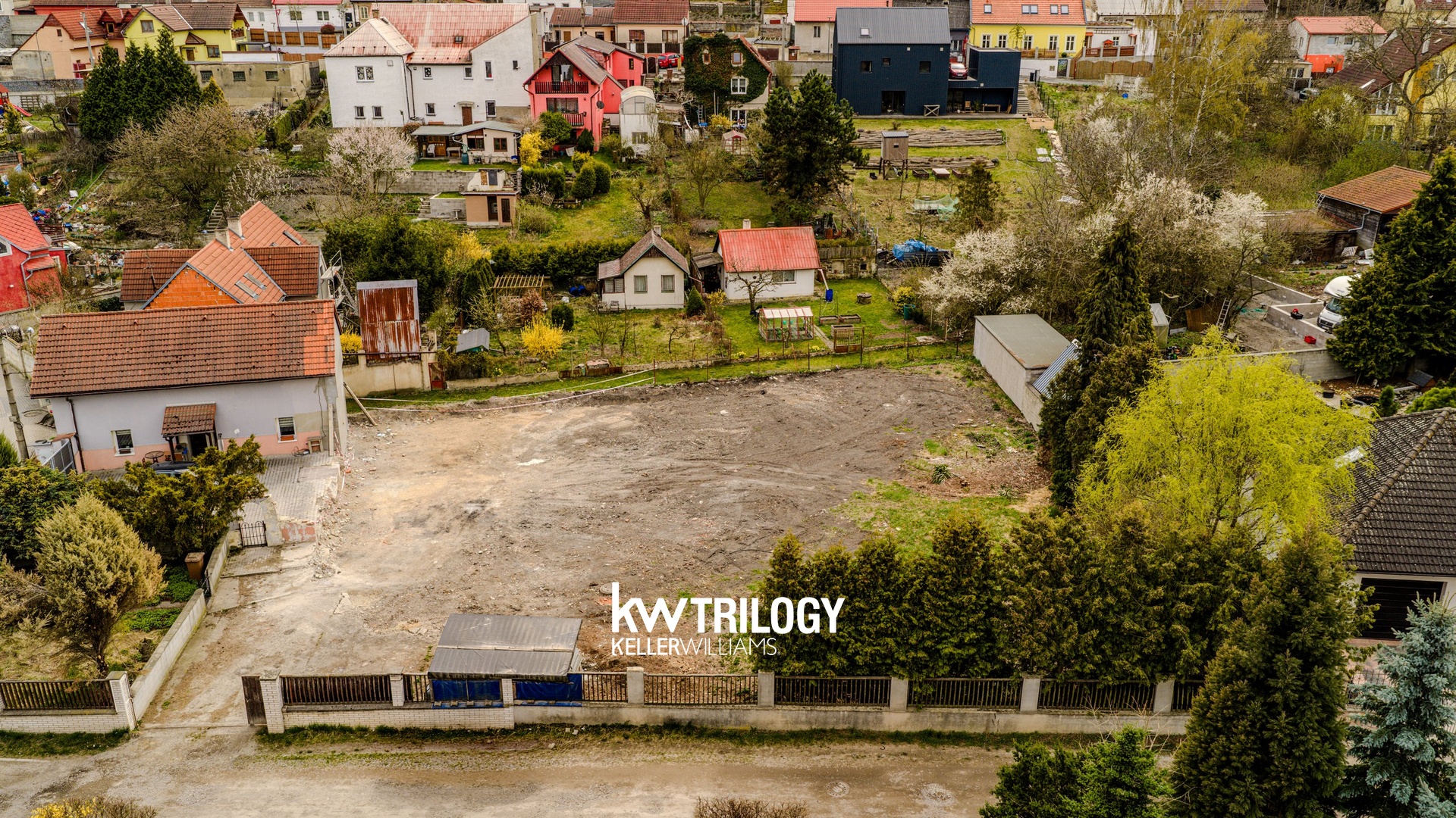 Prodej bytu 4+kk 85 m² s zahradou, Kladno - Podprůhon